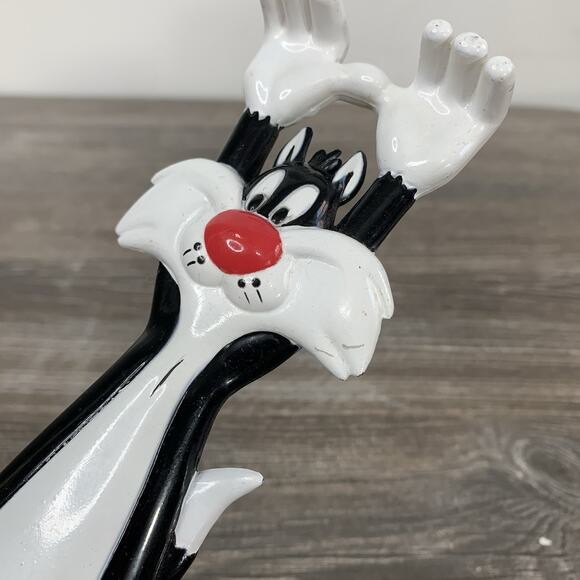 VTG - 1993 Warner Bros Six Flags Looney Tunes Sylvester The Cat Back Scratcher - Picture 3 of 8